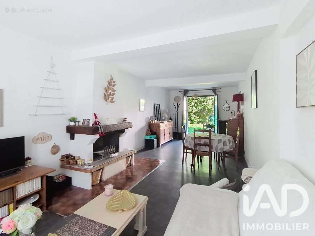 Photo 2 - Maison à ANTONY