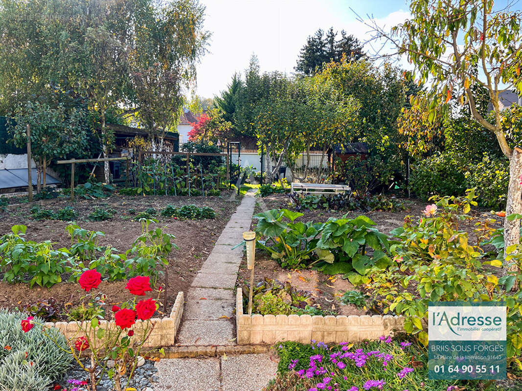 Maison à BRIIS-SOUS-FORGES