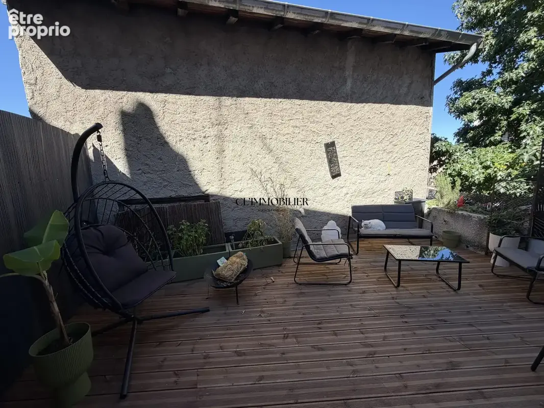 Maison 4 pièces 94 m² à vendre à Chazelles-Sur-Lyon (42140) - photo 2