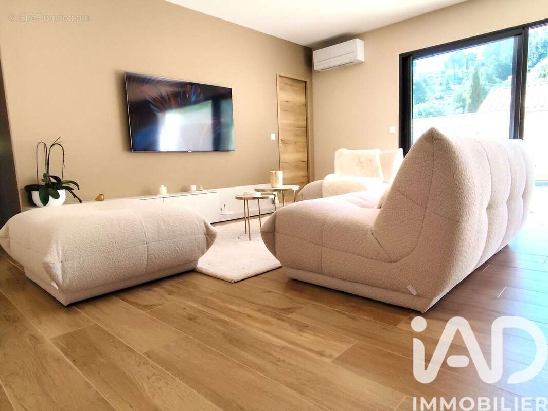 Photo 3 - Maison à HYERES