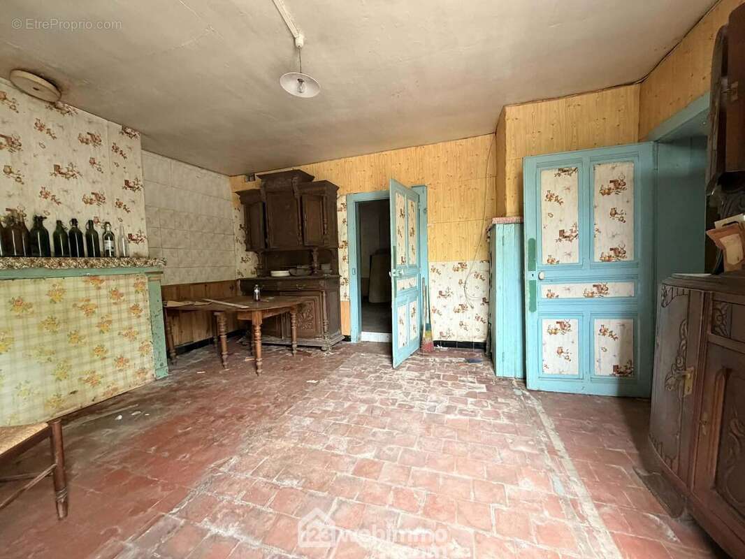 Cuisine/salle à manger - Maison à NOUVION-ET-CATILLON