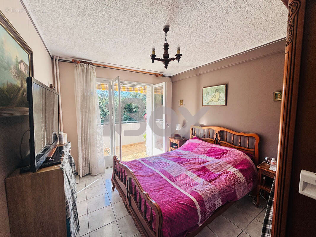 Appartement à LA VALETTE-DU-VAR