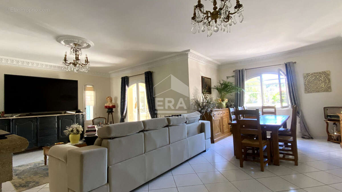 Maison à LES CLUSES