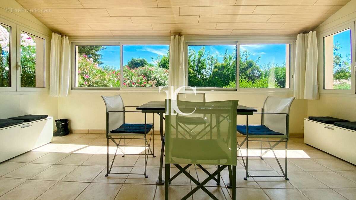 Maison à SAINT-AMBROIX