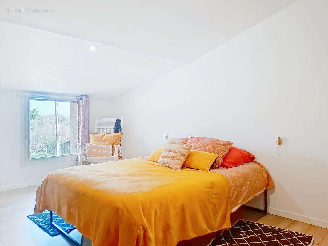 Maison à VILLEGOUGE