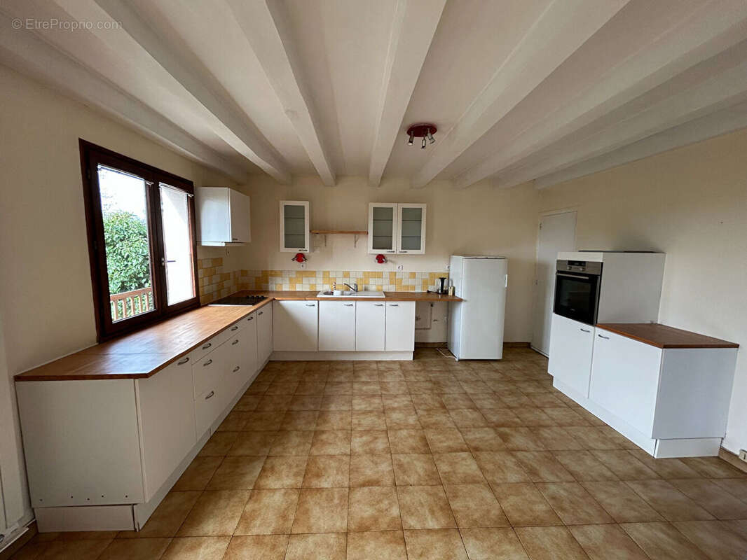 Maison à L'HAY-LES-ROSES