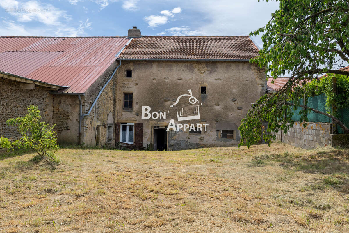 Maison de village de caractère à Fort potentiel - photo 6