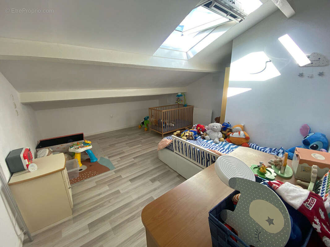 Maison à TONNAY-CHARENTE