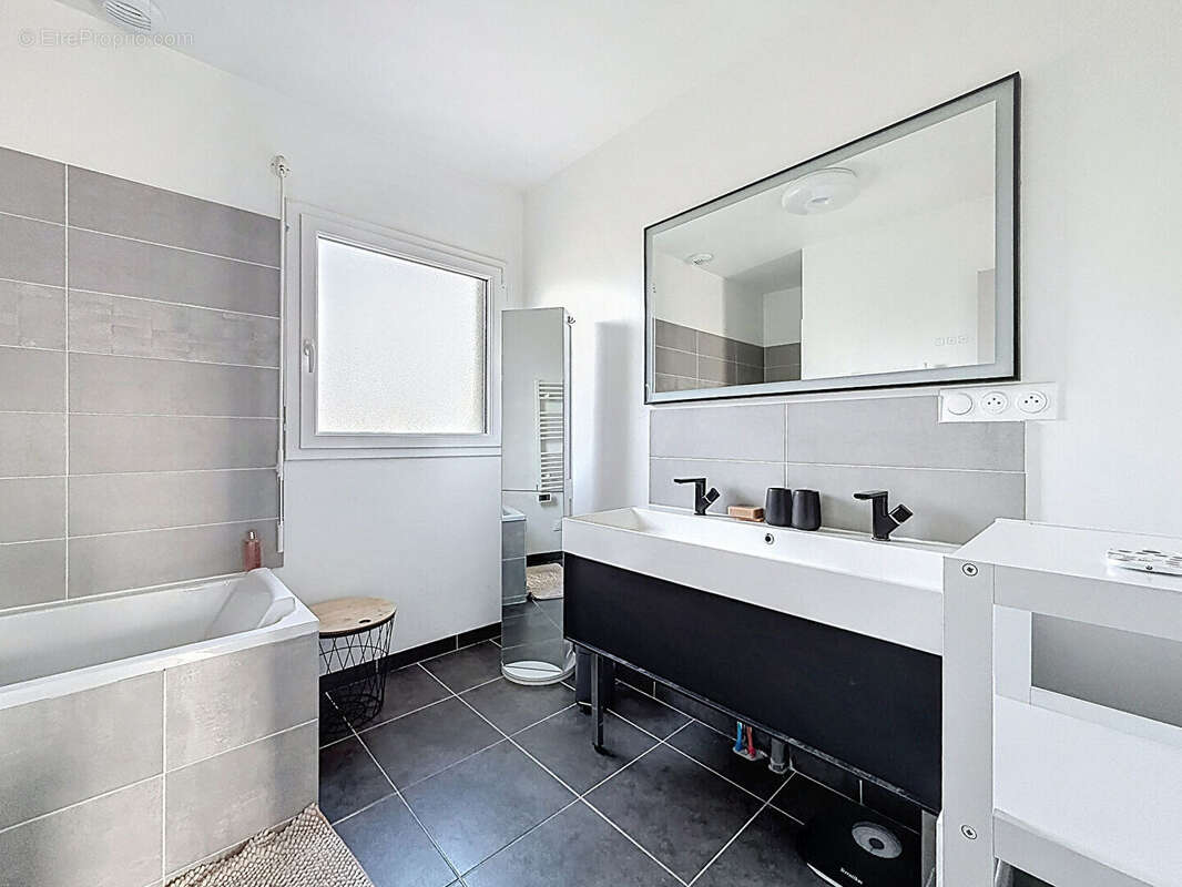 Maison à SAINT-VAAST-EN-AUGE