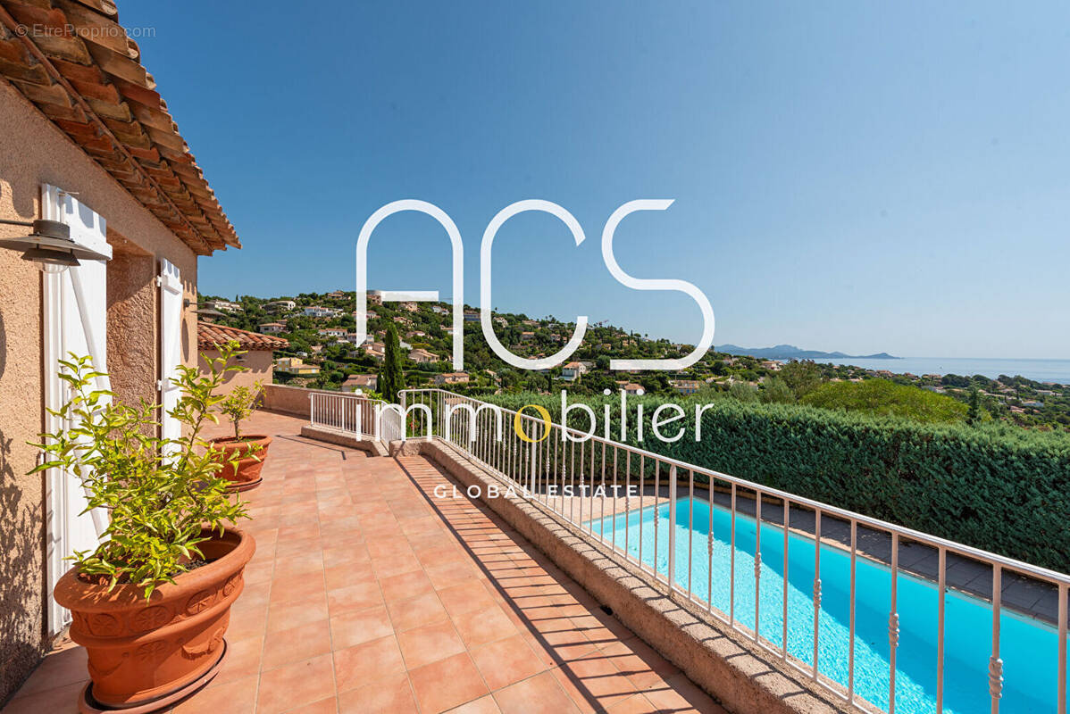 Maison à LES ISSAMBRES