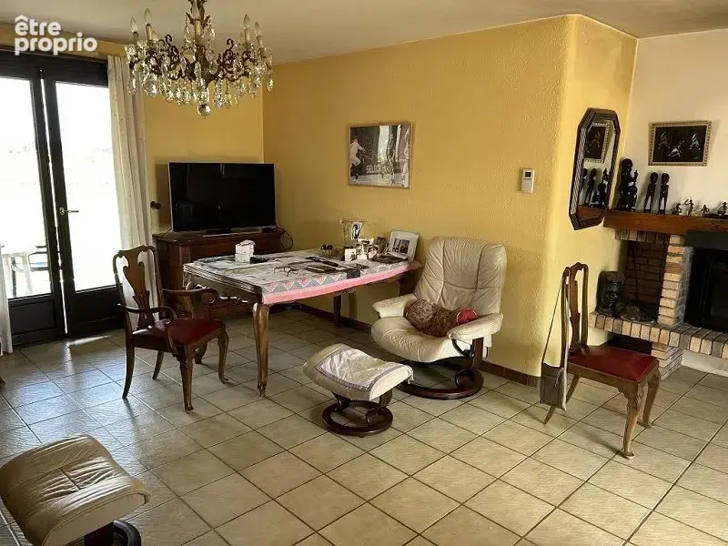 Maison 100 m² à Montrond-Les-Bains  - photo 5