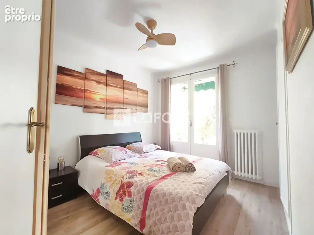 Appartement T3 avec terrasse, balcon et parking au centre de Céret - photo 5