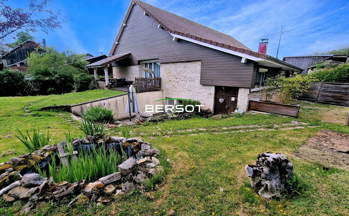 Maison à BAUME-LES-DAMES