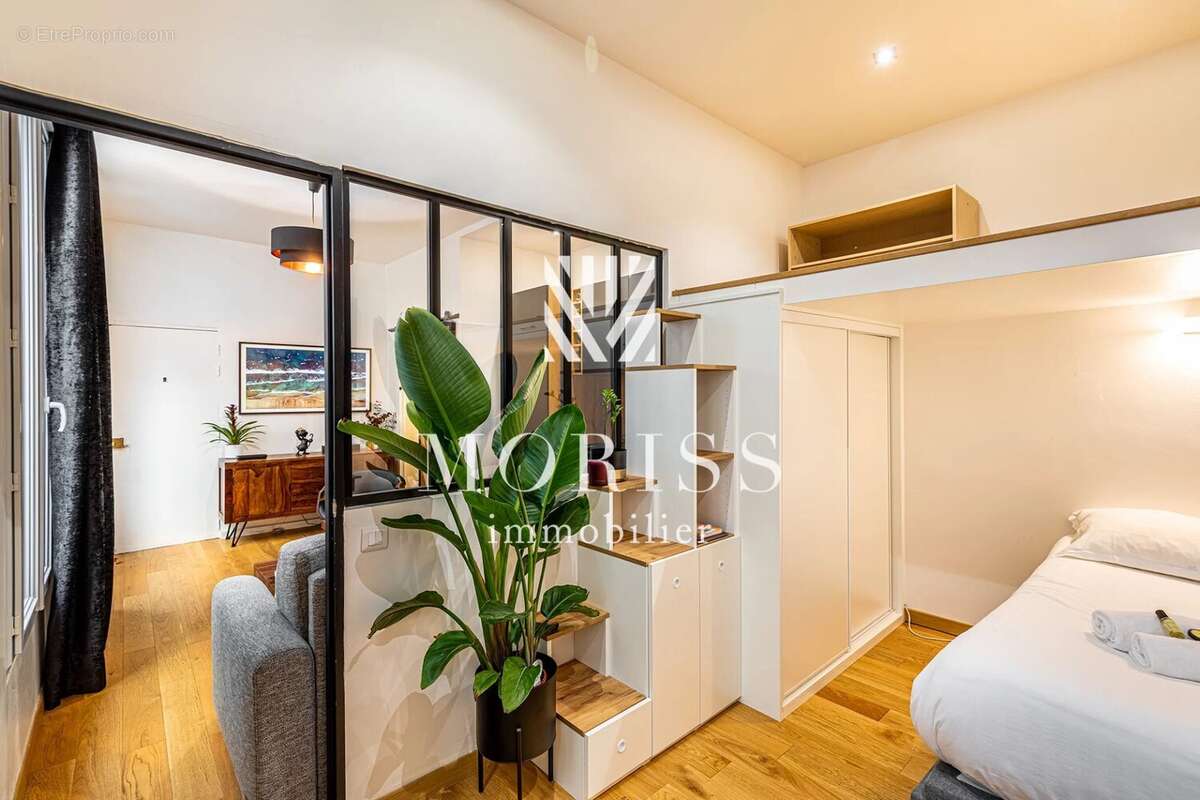 Appartement à PARIS-9E