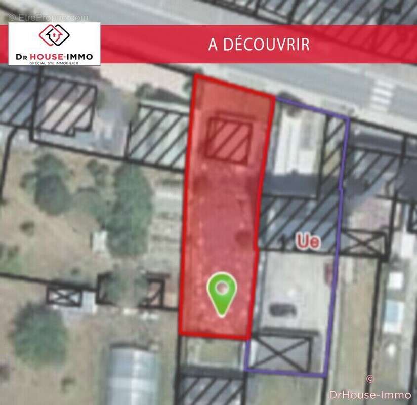 Terrain à LA CROIX-AVRANCHIN