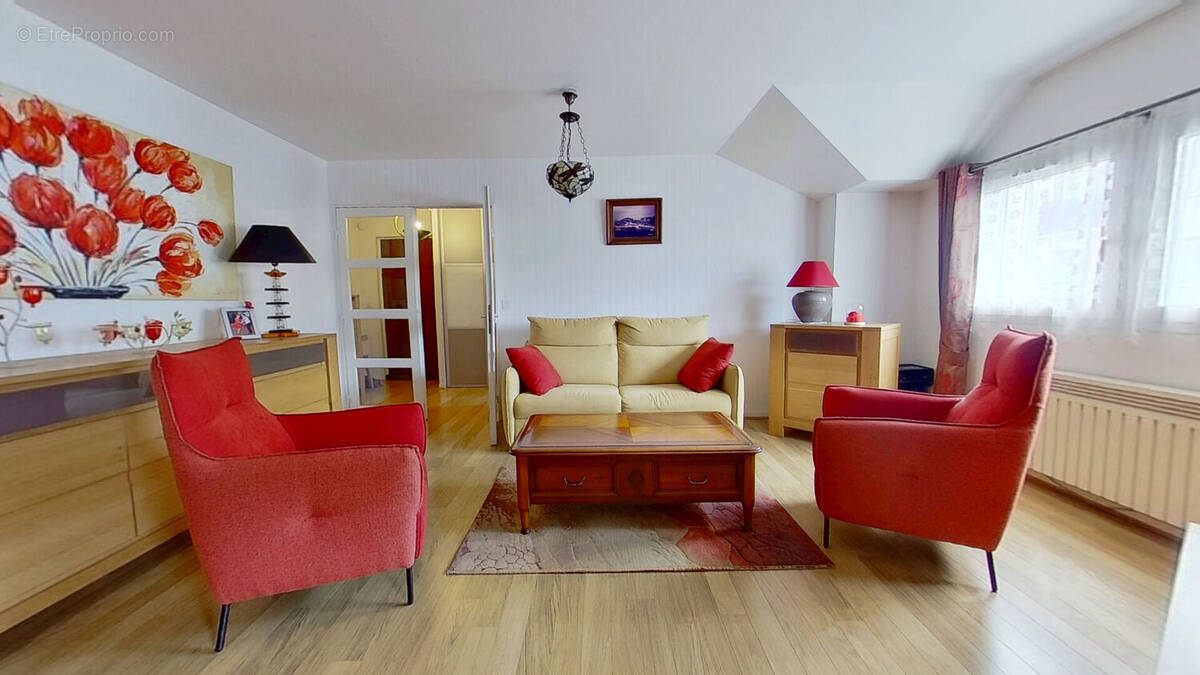 Appartement à NOISY-LE-SEC