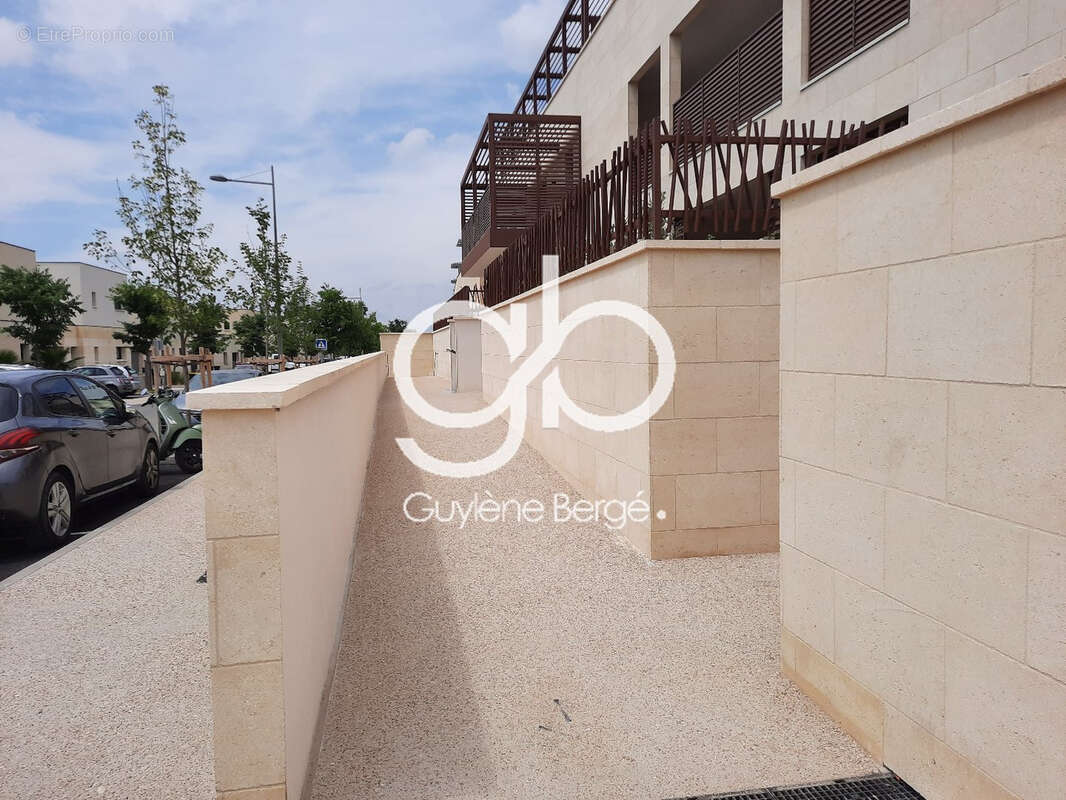 Appartement à CASTRIES