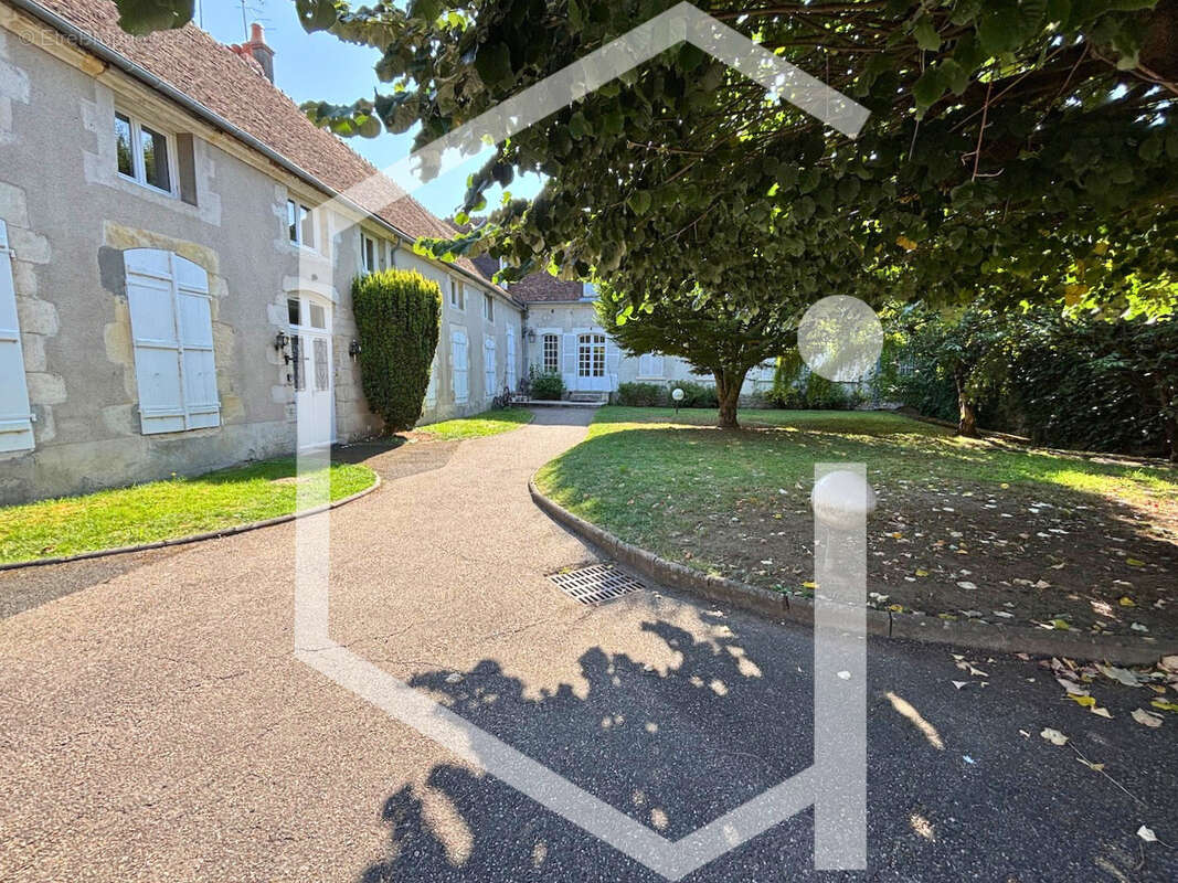 Appartement à COSNE-COURS-SUR-LOIRE