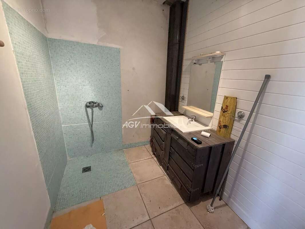 Maison à SAINT-PRIVAT-DE-VALLONGUE