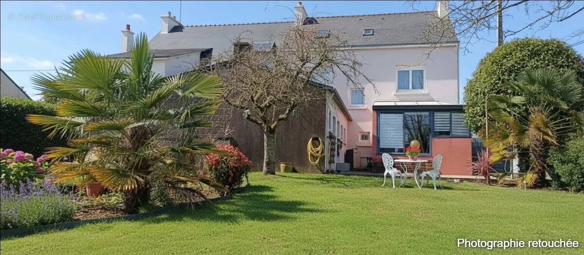 Maison à CLEGUEREC