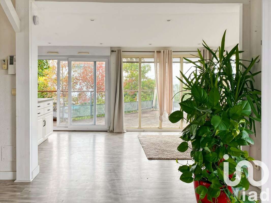 Photo 9 - Maison à MONTUSSAN