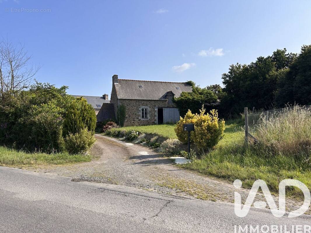 Photo 1 - Maison à HILLION