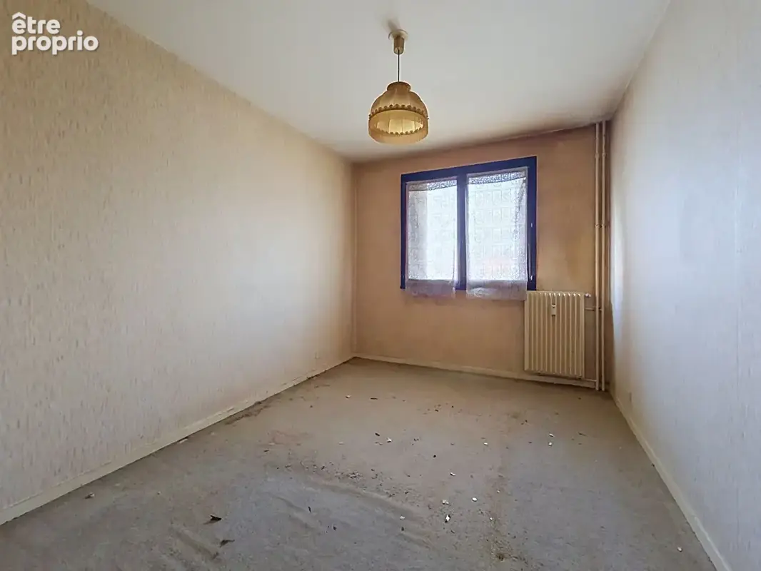 Appartement F4 avec balcon, parking et cave - photo 7