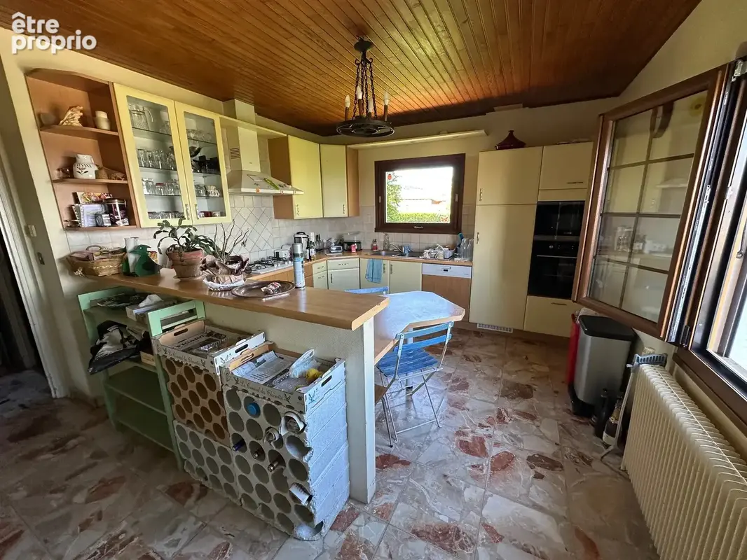 Maison 250 m2 habitabes avec terrain de 1816 m2 - photo 4