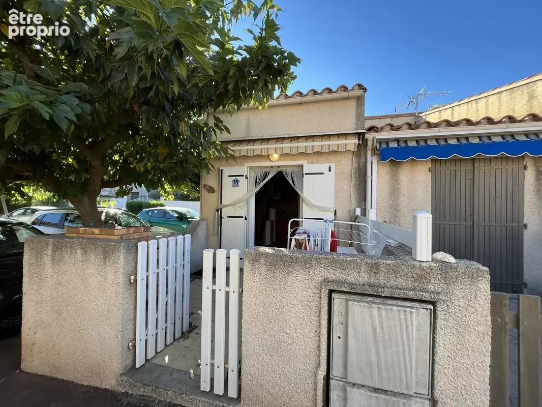 Cabanes de fleury. pavillon t2 + mezzanine - photo 3