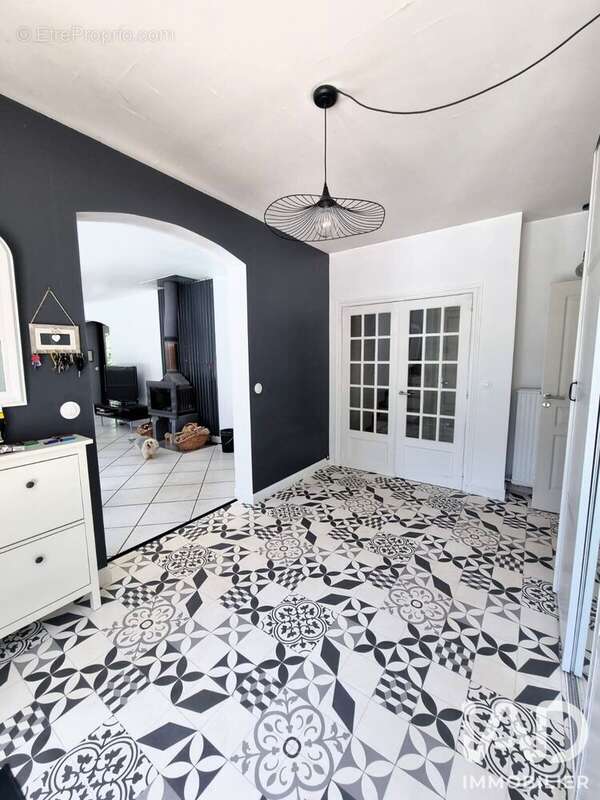 Maison 220 m² à Boutigny-Sur-Essonne  - photo 8