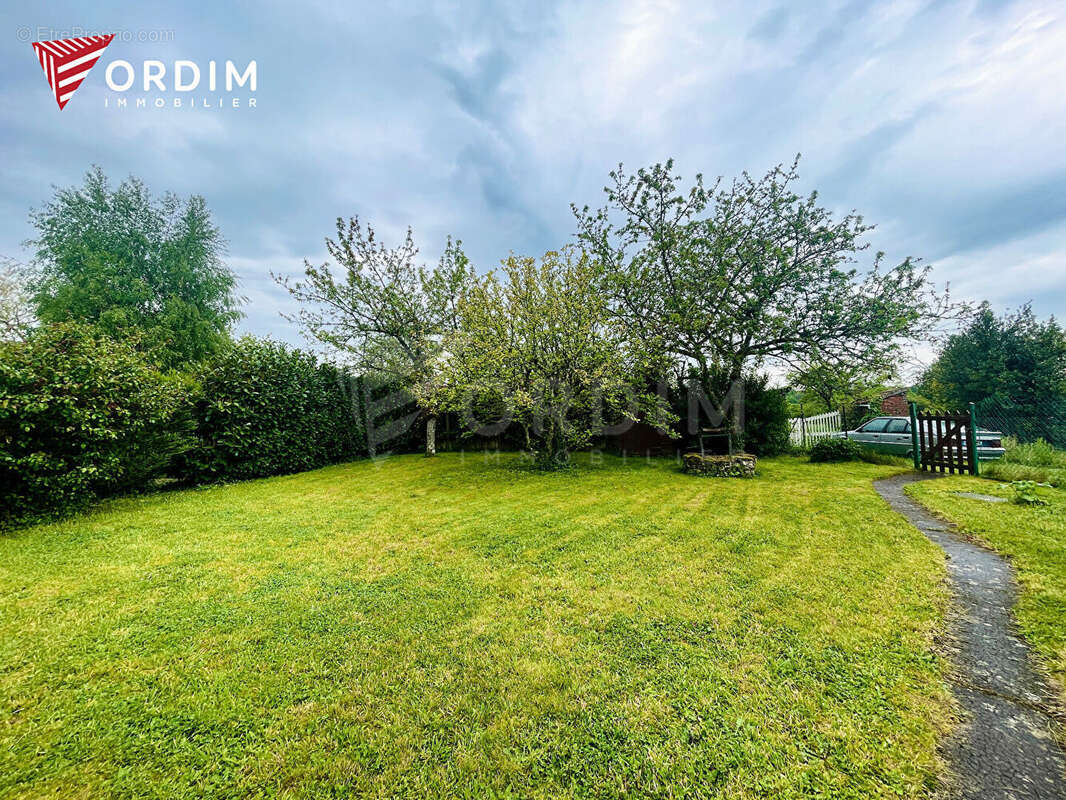 **Maison de Village à Saint-Martin-des-Champs** - photo 16