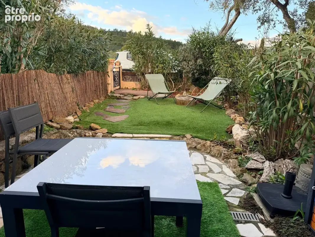 Appartement à vendre 2 pièces LES ISSAMBRES (83) VUE MER - photo 6