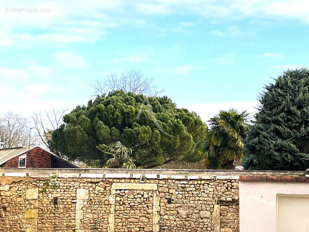 Terrain à LA ROCHELLE