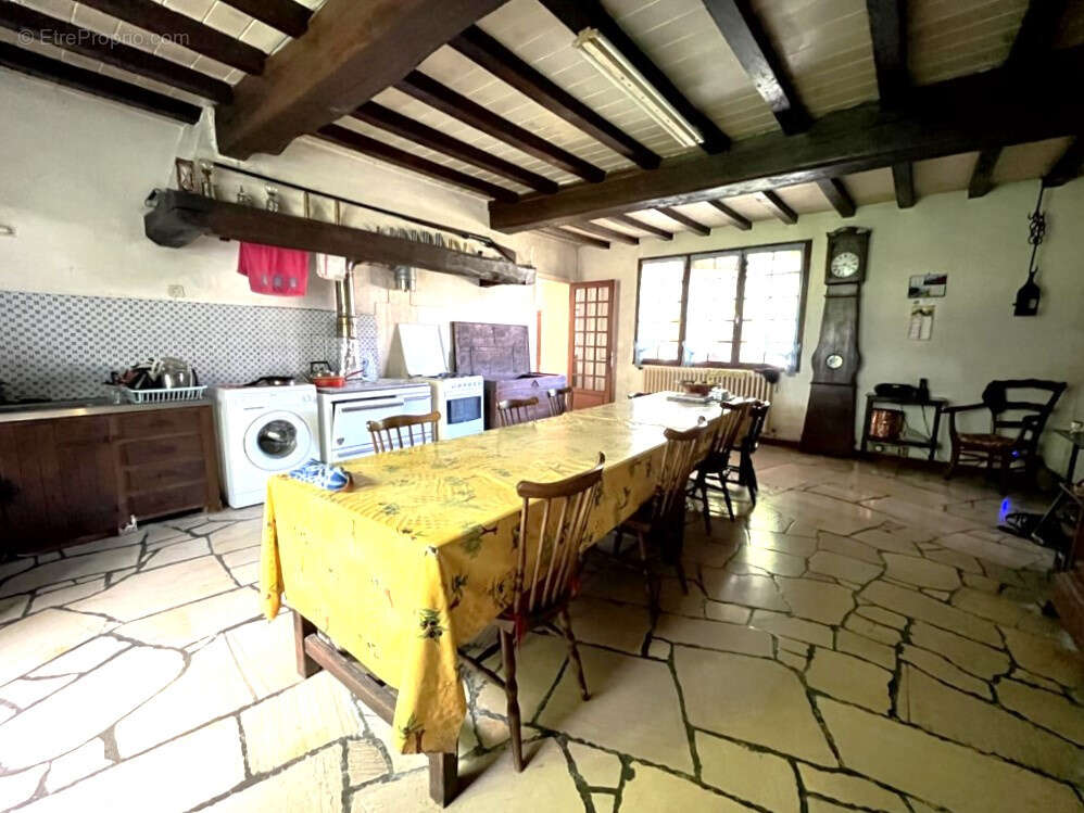 Maison à CONDEISSIAT