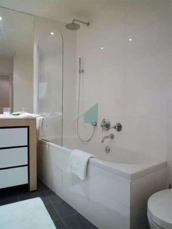 Appartement à PARIS-6E