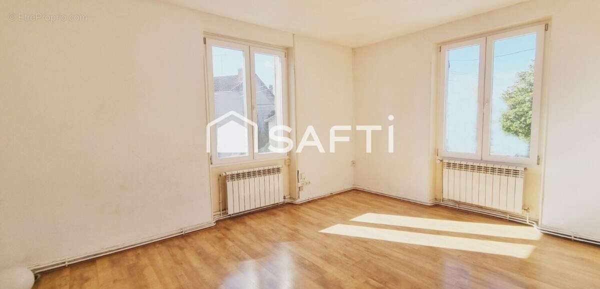 Photo 2 - Maison à FUMEL