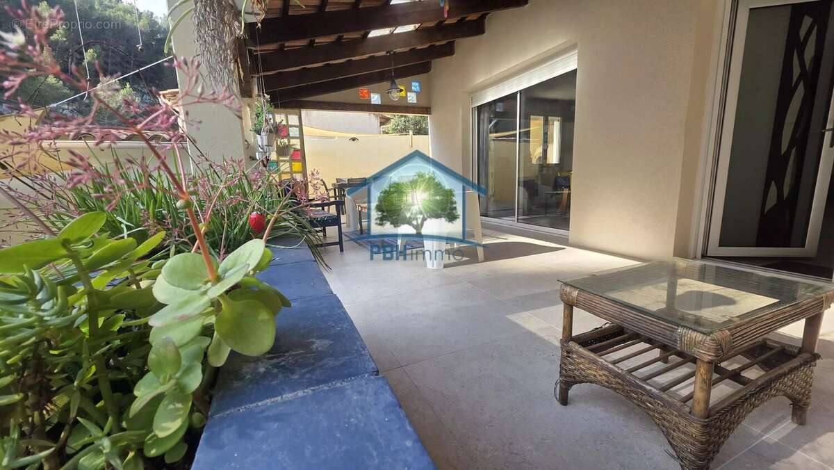 Maison à MARSEILLE-11E