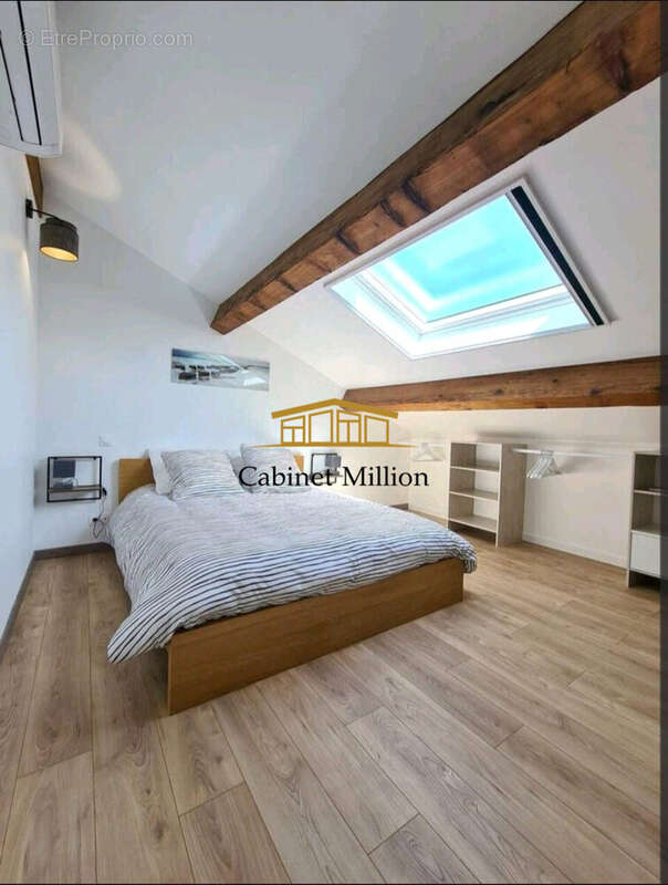 Maison à VIC-LA-GARDIOLE