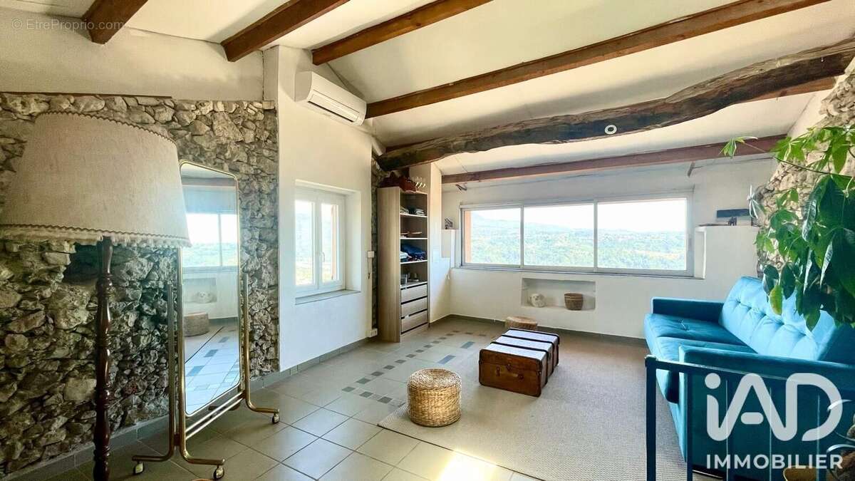 Maison 88 m² à Gattieres  - photo 3