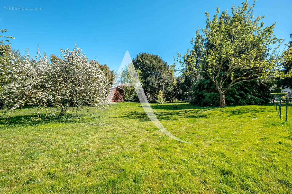 Maison à LIMEIL-BREVANNES