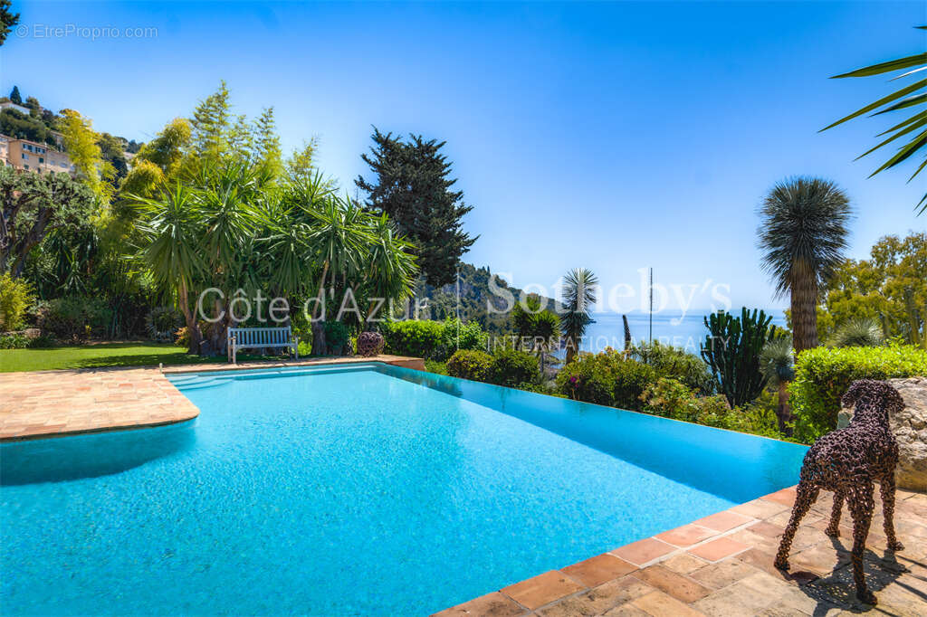 Villa historique, vue panoramique Monaco, jardin luxuriant à Roquebrune-Cap-Martin - photo 16