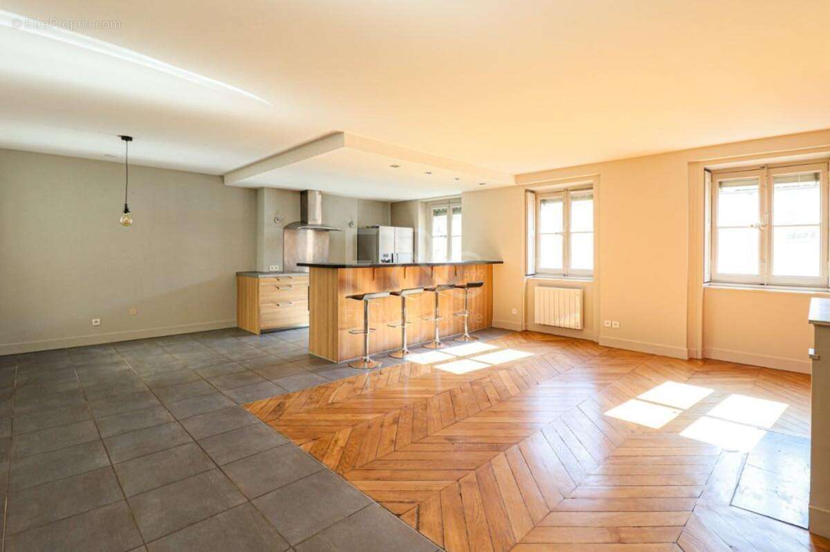 Appartement à LYON-2E