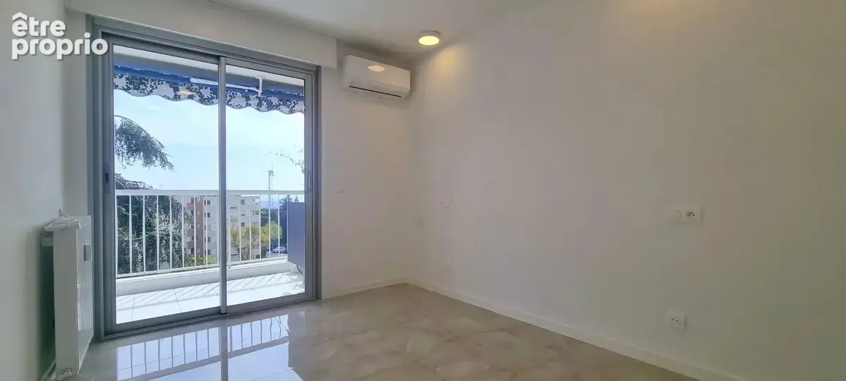 Nice corniche fleurie - appartement 3 pieces dernier etage avec terrasse - photo 4