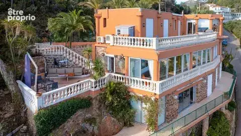 Appartement 4 pièces 179 m² à vendre à Theoule-Sur-Mer (06590) - photo 2