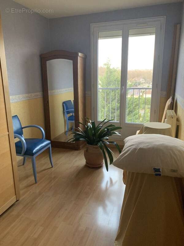 Maison à BRUYERES-LE-CHATEL