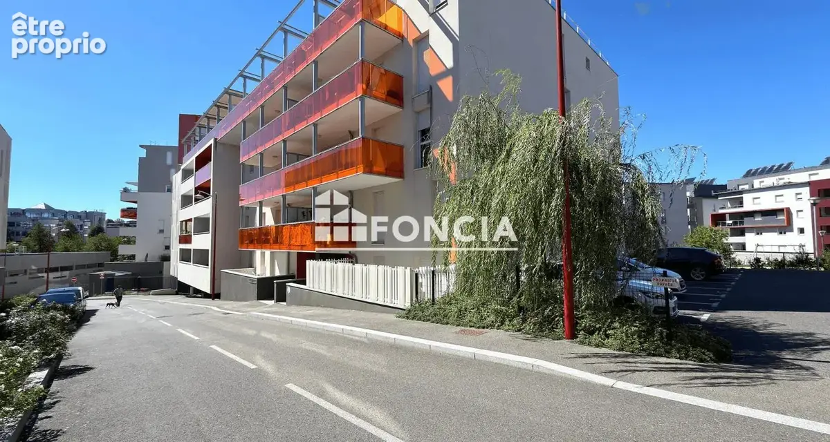 La folie des grandeurs pour ce 3 pièces avec 2 stationnements privatifs - Quartier Bourran - photo 15