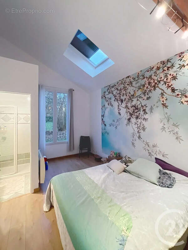 Maison à EVRY-GREGY-SUR-YERRE