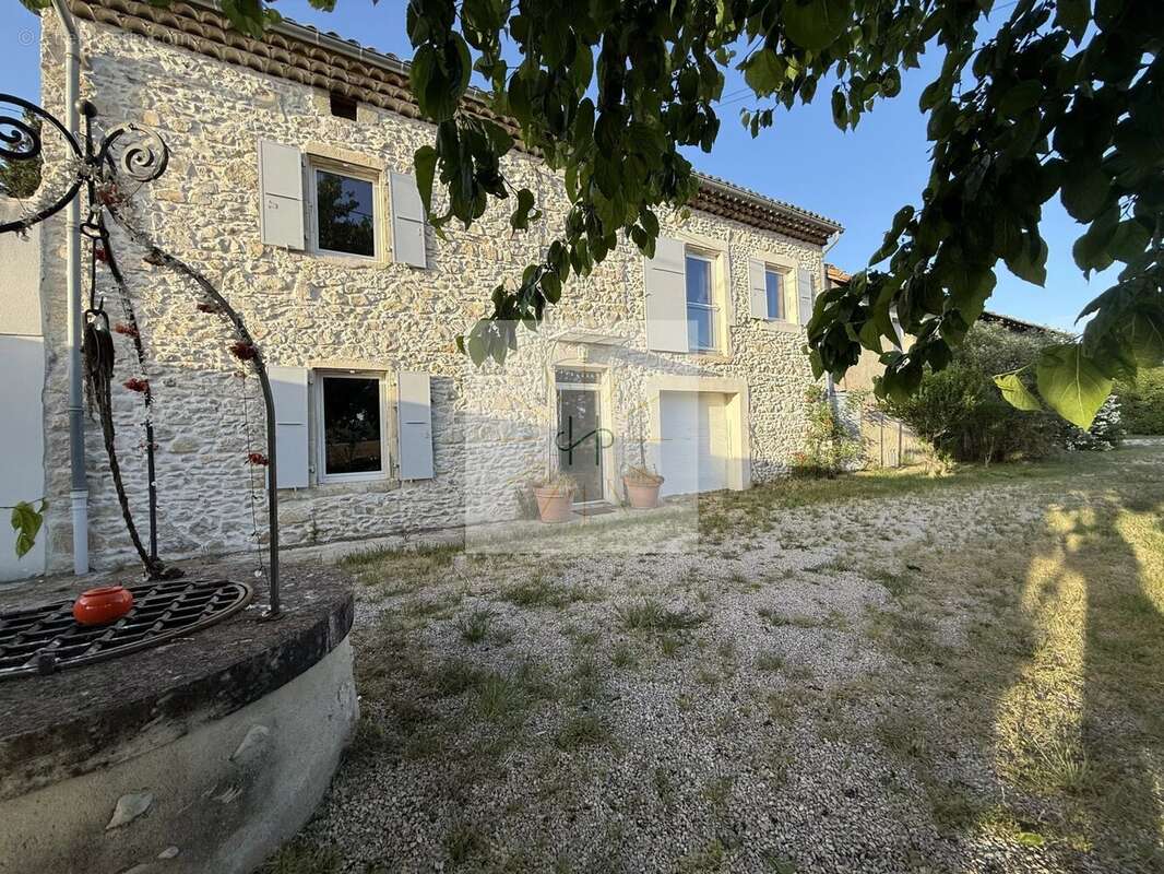 Maison à LA BATIE-ROLLAND