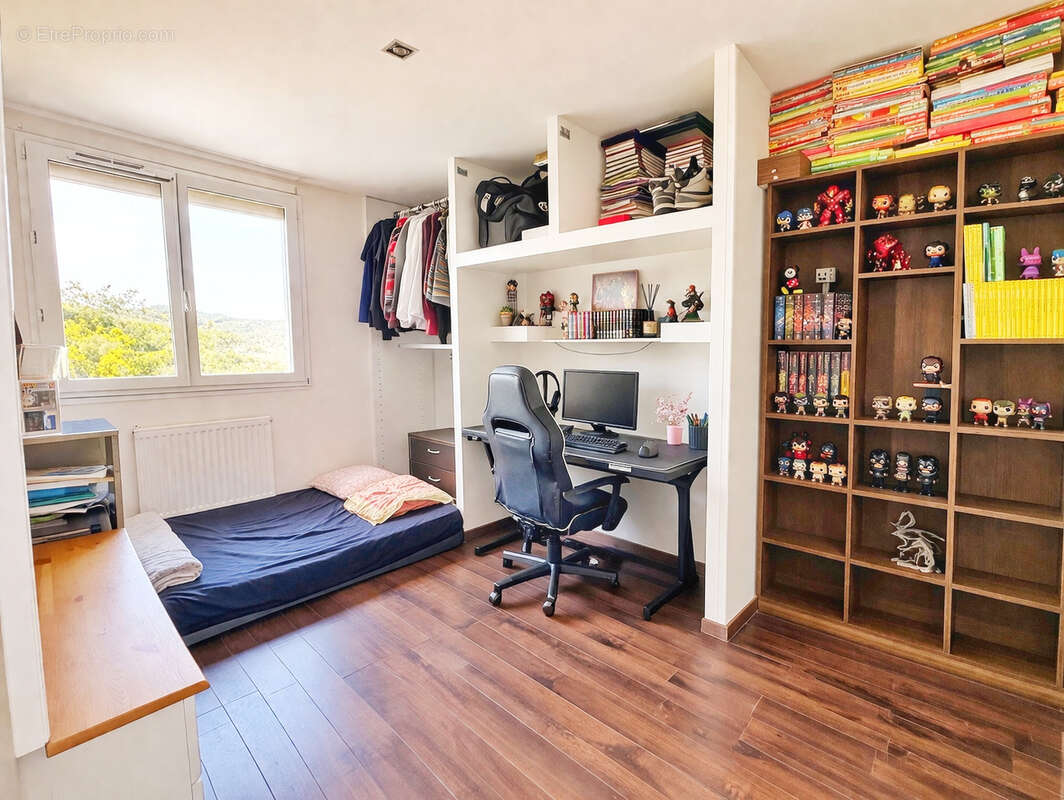 Appartement à OULLINS