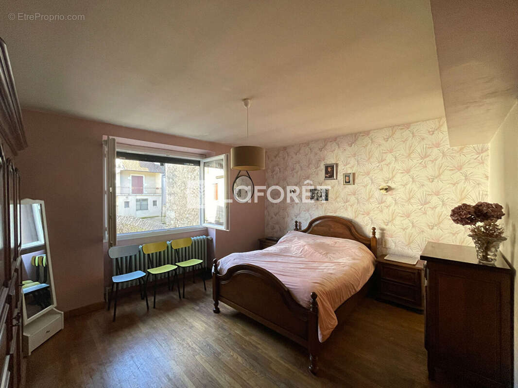 Maison à CLAIRVAUX-LES-LACS